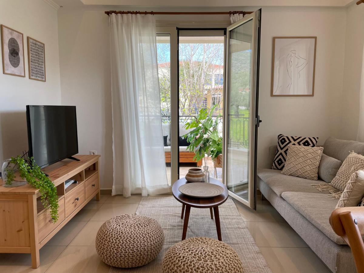 Kl Suites Lefkada - Feel At Home New Boho Apartment 400M From Beach Nidri Town Center Exteriör bild